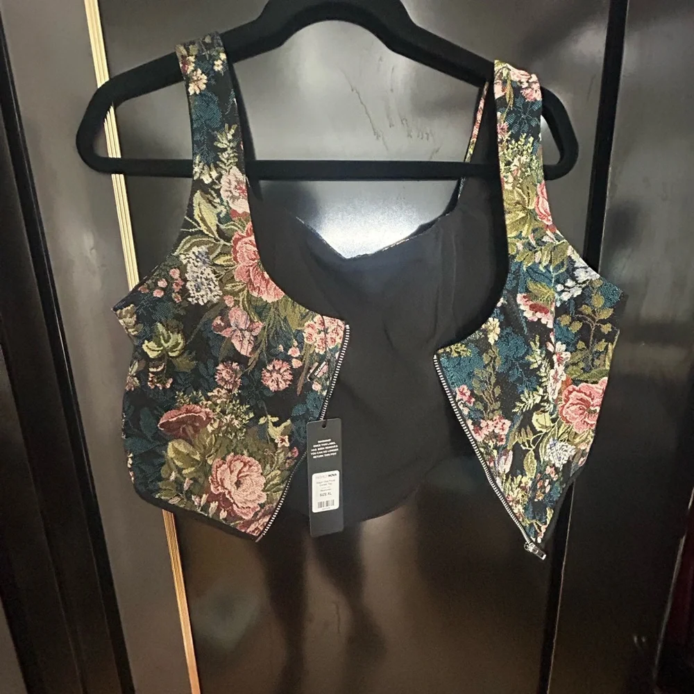 Fashion Nova Floral Corset Top - Pink and Green - Picture 5 of 6